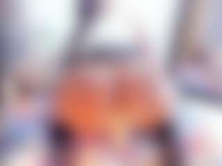 Laura Saenz's Live Sex Cam Show