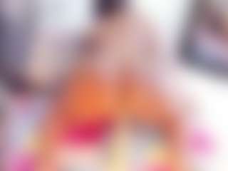 Laura Saenz's Live Sex Cam Show