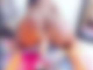 Laura Saenz's Live Sex Cam Show