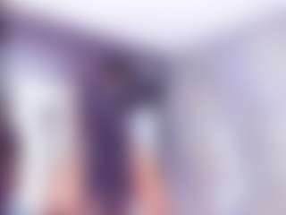 Laura Saenz's Live Sex Cam Show