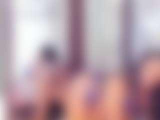 Laura Saenz's Live Sex Cam Show