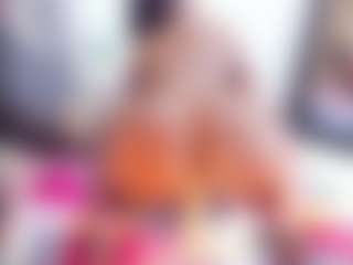 Laura Saenz's Live Sex Cam Show