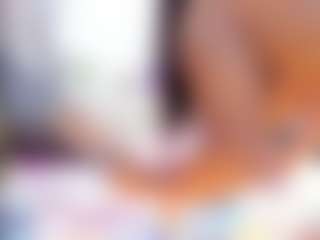 Laura Saenz's Live Sex Cam Show