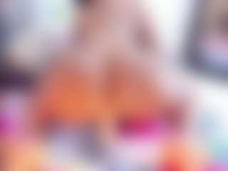 Laura Saenz's Live Sex Cam Show