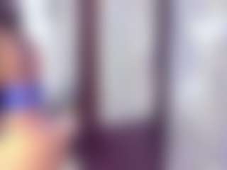 Laura Saenz's Live Sex Cam Show