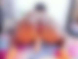 Laura Saenz's Live Sex Cam Show