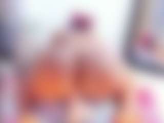 Laura Saenz's Live Sex Cam Show