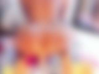 Laura Saenz's Live Sex Cam Show