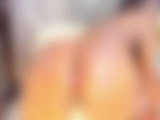Laura Saenz's Live Sex Cam Show