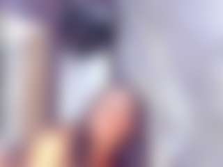 Laura Saenz's Live Sex Cam Show