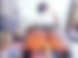 Laura Saenz's Live Sex Cam Show