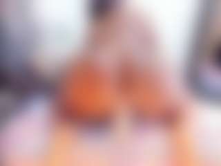 Laura Saenz's Live Sex Cam Show