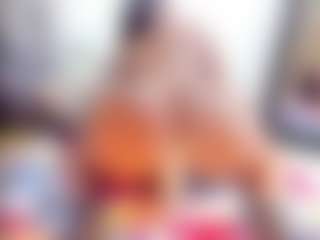 Laura Saenz's Live Sex Cam Show