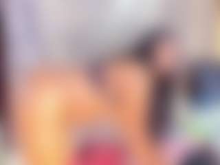 Laura Saenz's Live Sex Cam Show