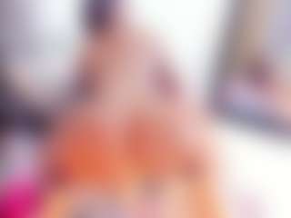 Laura Saenz's Live Sex Cam Show