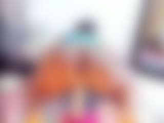 Laura Saenz's Live Sex Cam Show