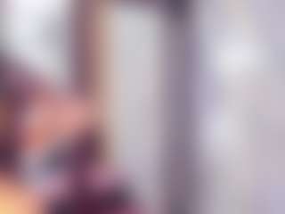 Laura Saenz's Live Sex Cam Show