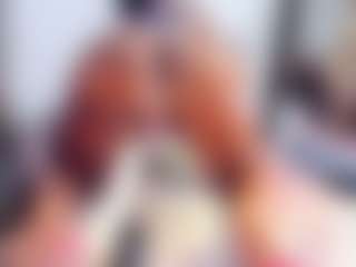 Laura Saenz's Live Sex Cam Show