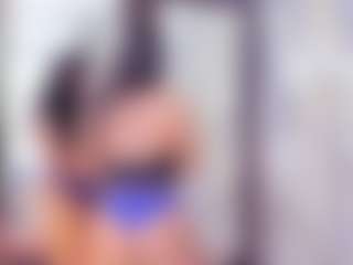 Laura Saenz's Live Sex Cam Show