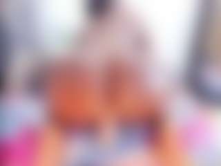 Laura Saenz's Live Sex Cam Show