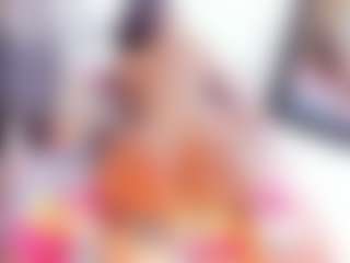 Laura Saenz's Live Sex Cam Show