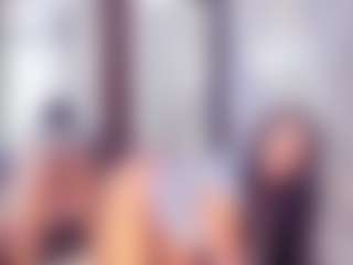 Laura Saenz's Live Sex Cam Show