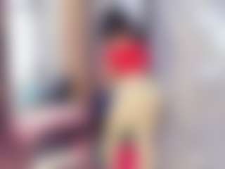 Laura Saenz's Live Sex Cam Show