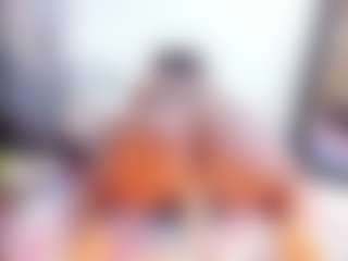 Laura Saenz's Live Sex Cam Show