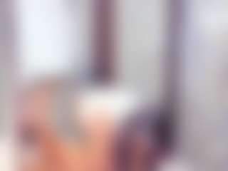 Laura Saenz's Live Sex Cam Show