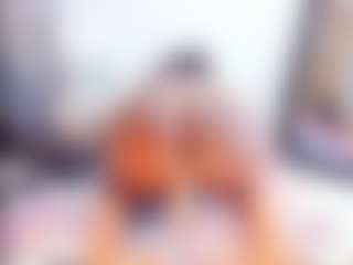 Laura Saenz's Live Sex Cam Show