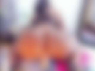 Laura Saenz's Live Sex Cam Show