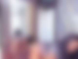 Laura Saenz's Live Sex Cam Show