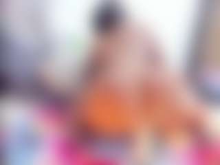 Laura Saenz's Live Sex Cam Show
