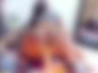 Laura Saenz's Live Sex Cam Show