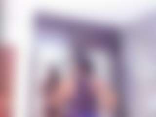 Laura Saenz's Live Sex Cam Show