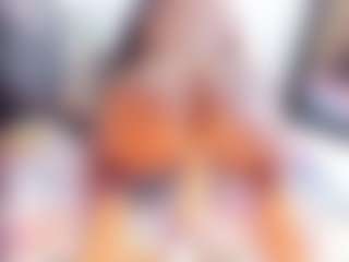 Laura Saenz's Live Sex Cam Show