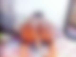 Laura Saenz's Live Sex Cam Show