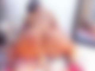 Laura Saenz's Live Sex Cam Show