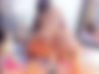 Laura Saenz's Live Sex Cam Show