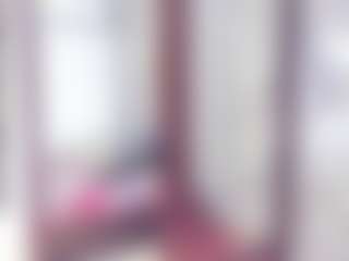 Laura Saenz's Live Sex Cam Show