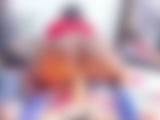 Laura Saenz's Live Sex Cam Show
