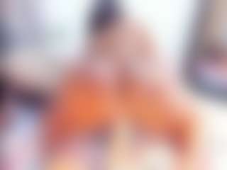 Laura Saenz's Live Sex Cam Show