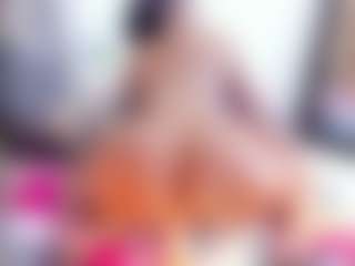 Laura Saenz's Live Sex Cam Show