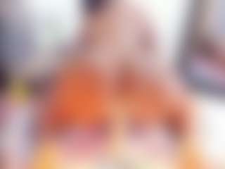 Laura Saenz's Live Sex Cam Show