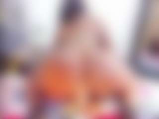 Laura Saenz's Live Sex Cam Show