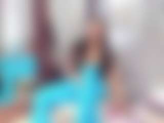 Laura Saenz's Live Sex Cam Show