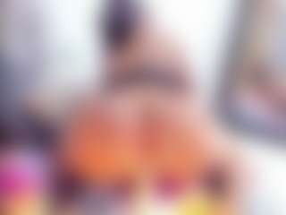 Laura Saenz's Live Sex Cam Show