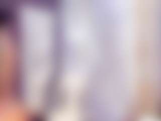 Laura Saenz's Live Sex Cam Show