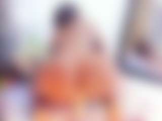 Laura Saenz's Live Sex Cam Show