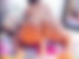 Laura Saenz's Live Sex Cam Show